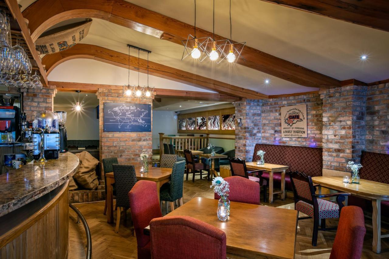 Castle Arch Hotel Трим Экстерьер фото