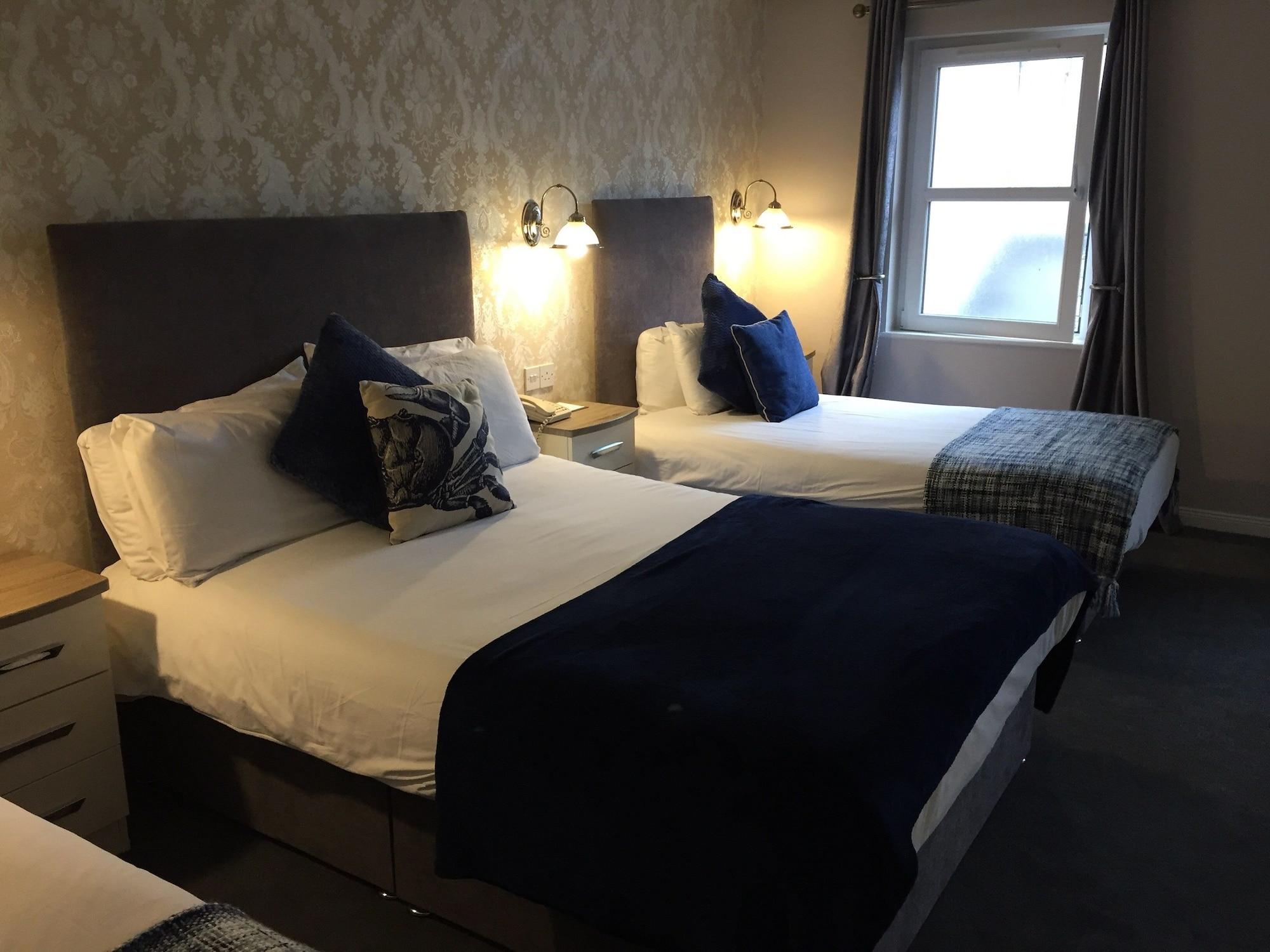 Castle Arch Hotel Трим Экстерьер фото