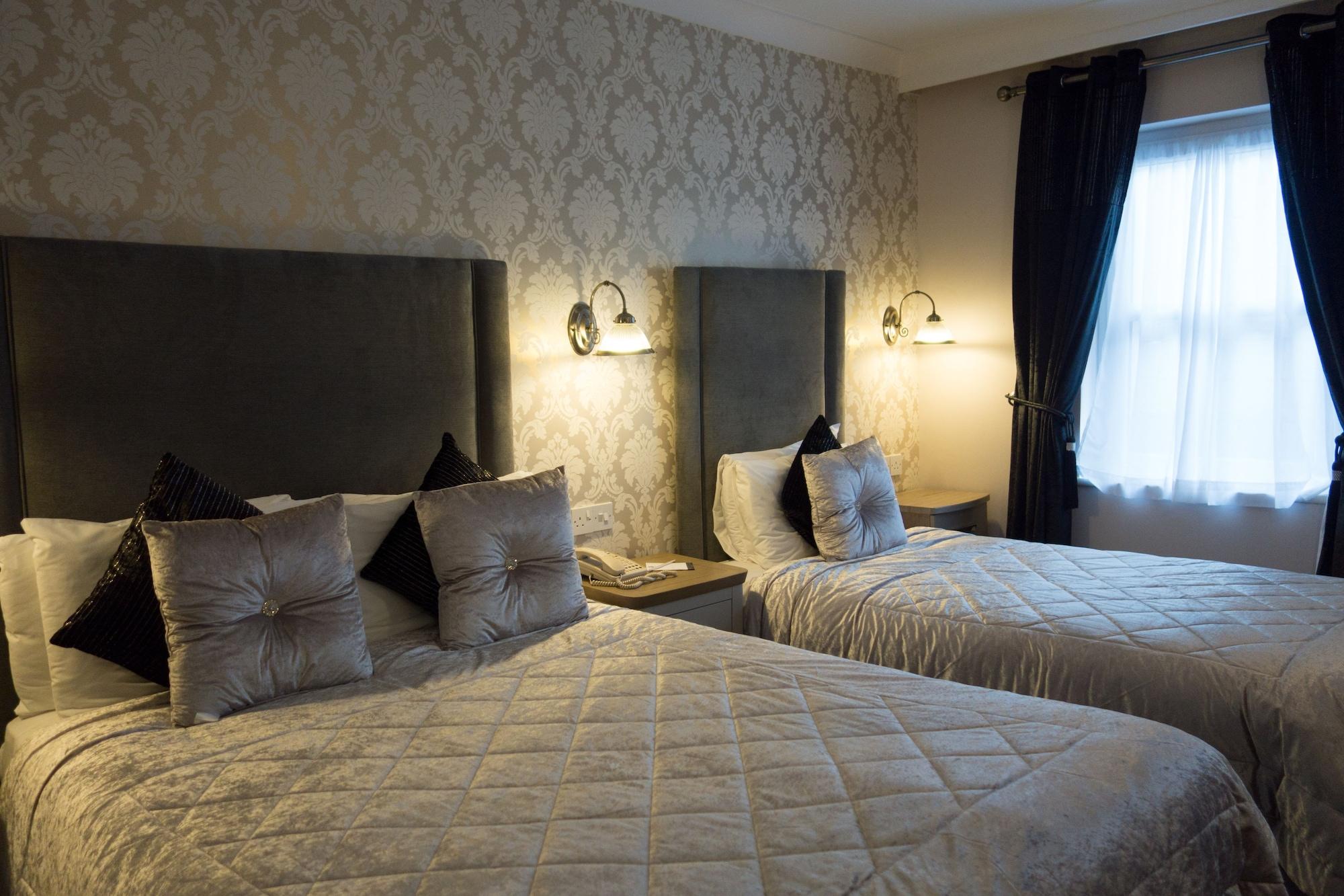 Castle Arch Hotel Трим Экстерьер фото