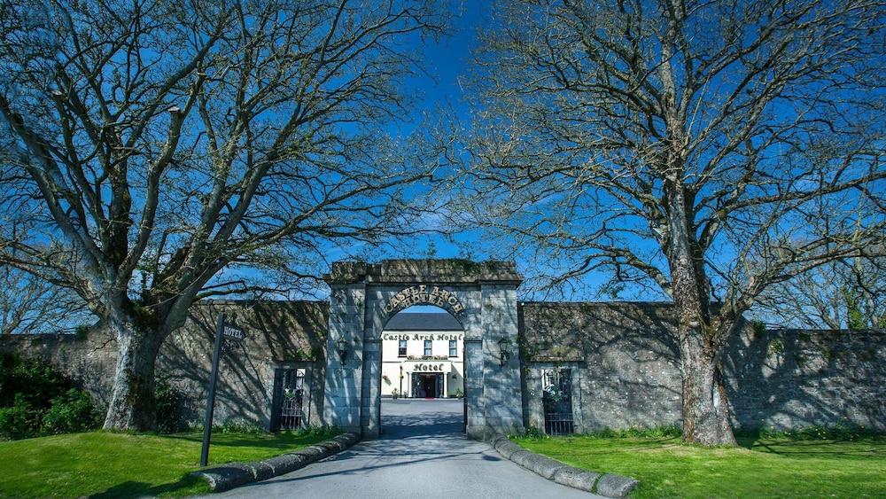 Castle Arch Hotel Трим Экстерьер фото