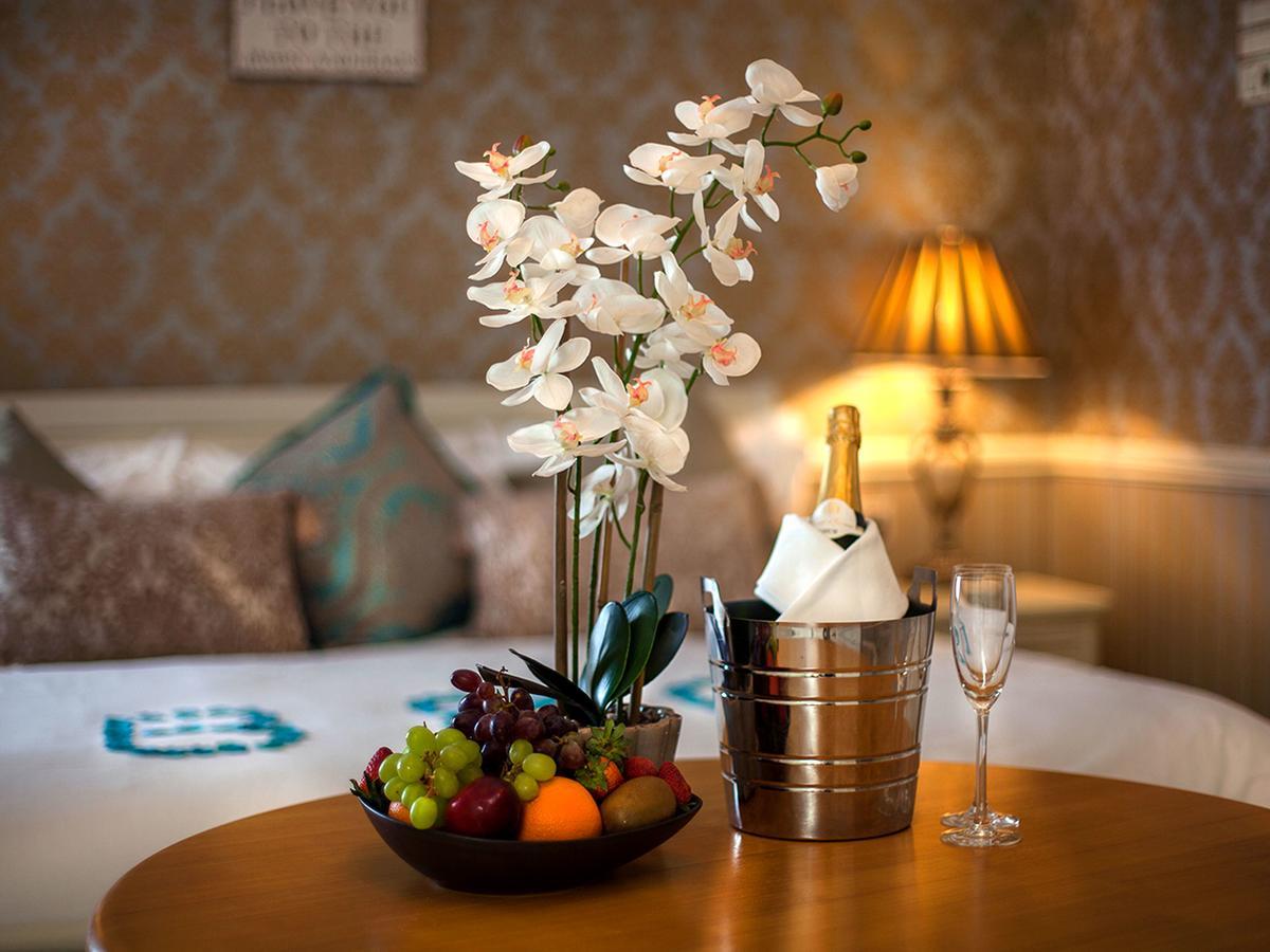 Castle Arch Hotel Трим Экстерьер фото